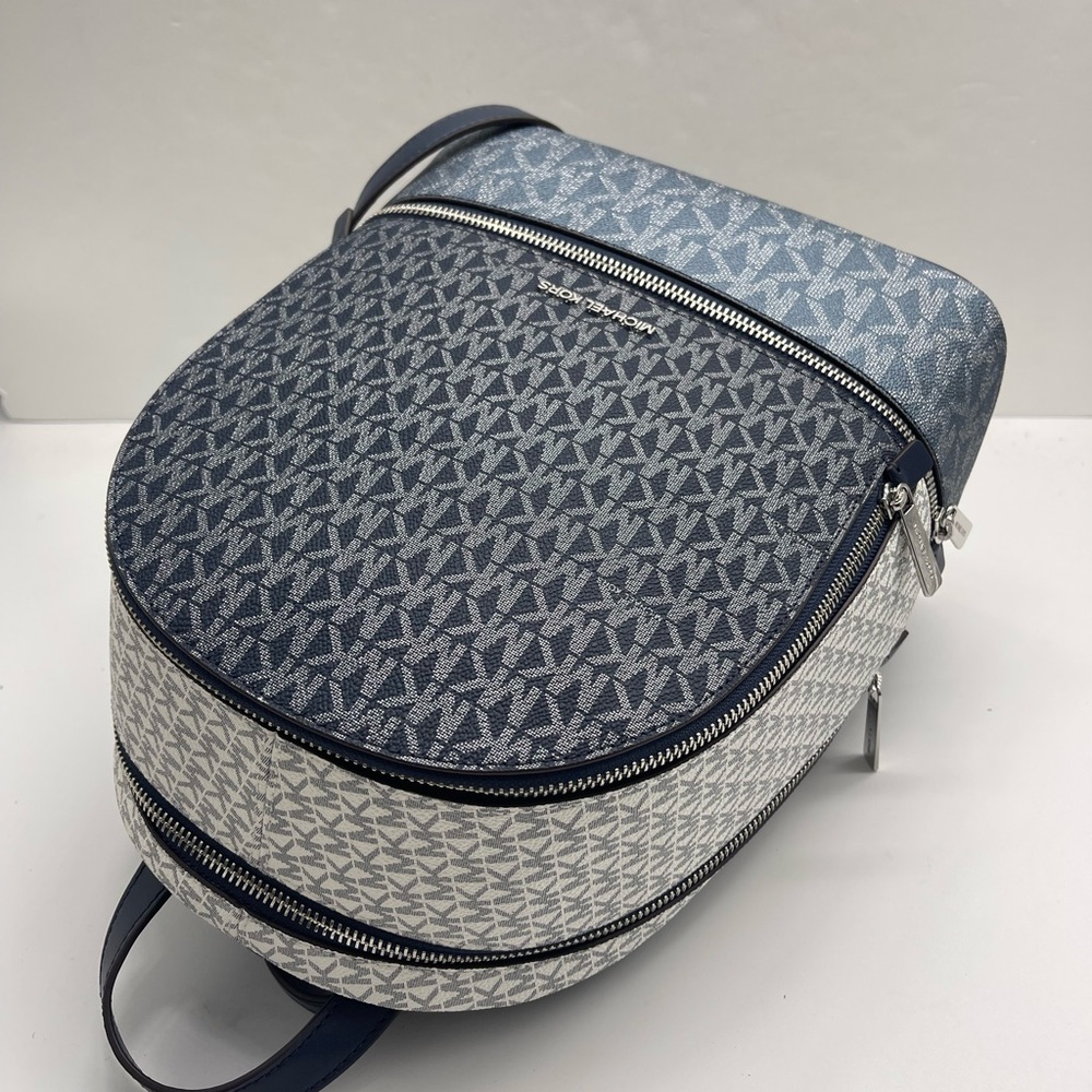 MICHAEL KORS Rhea Md Zip Color-Block Signature Logo Backpack
ADMIRL MULTI
NWT - Picture 12 of 16